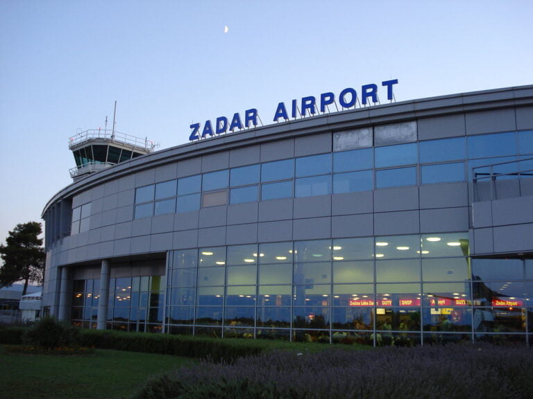 taxi transfer airport